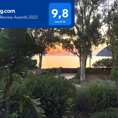 Aeolos A Family Paradise Few Steps From The Beach Kouverta Exterior photo