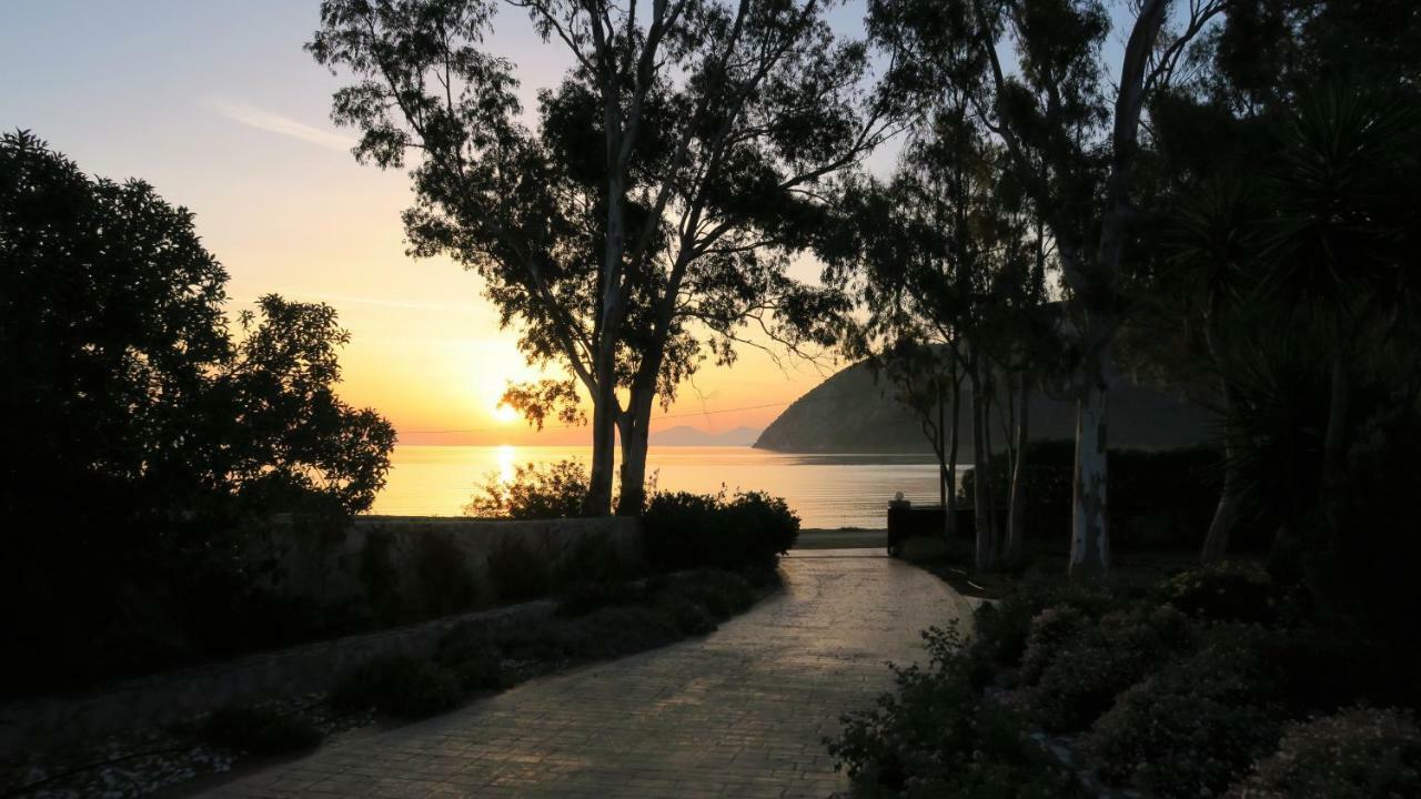 Aeolos A Family Paradise Few Steps From The * Kouverta
